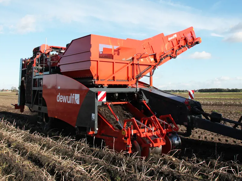 Seiving Rifler Trailed sieving harvesters from Dewulf
