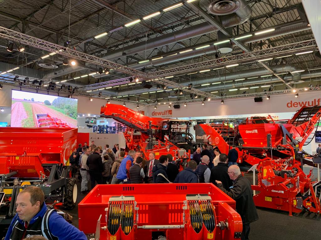 SIMA '19 - 1