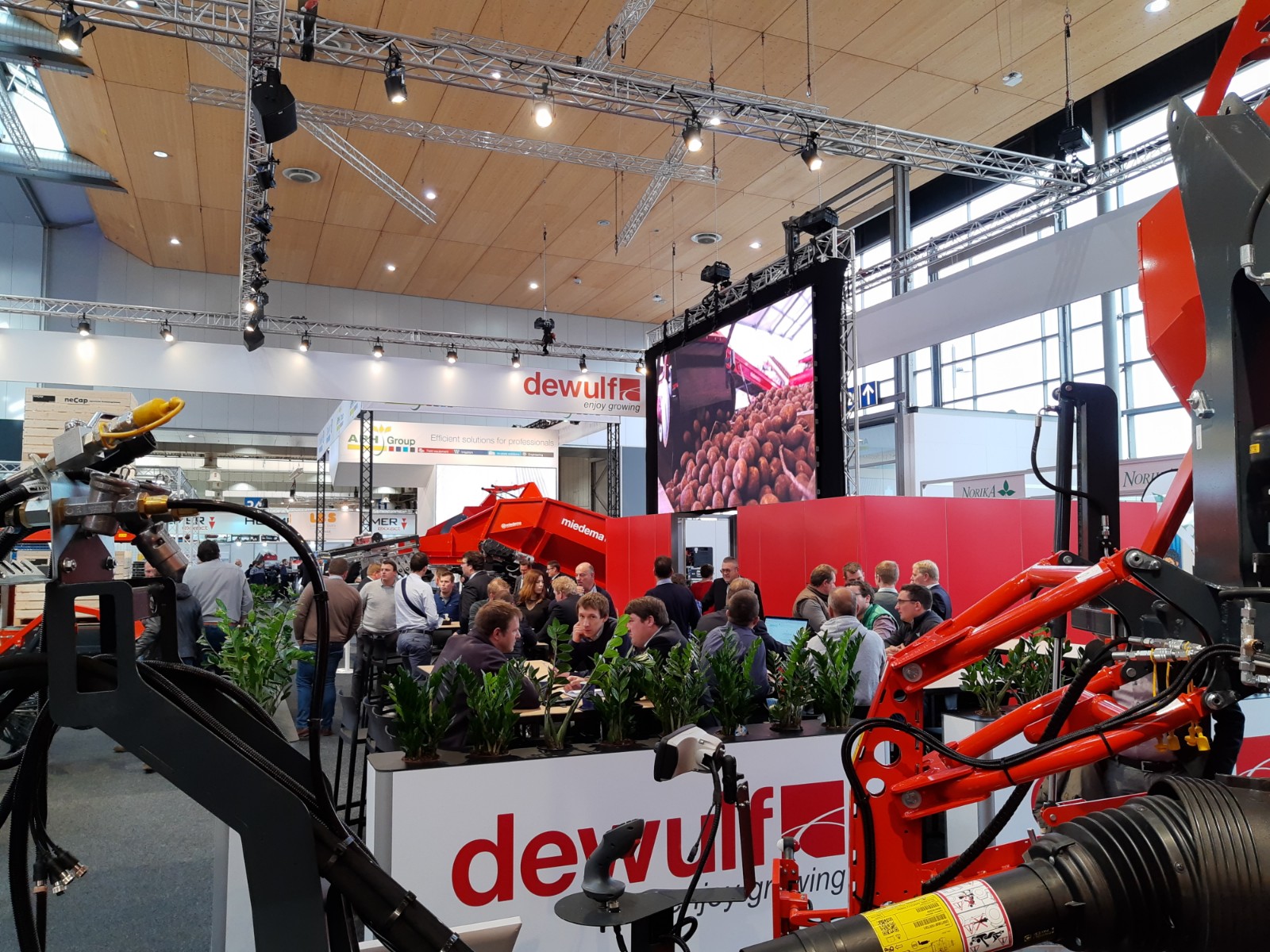 Agritechnica 19 - Dewulf 2
