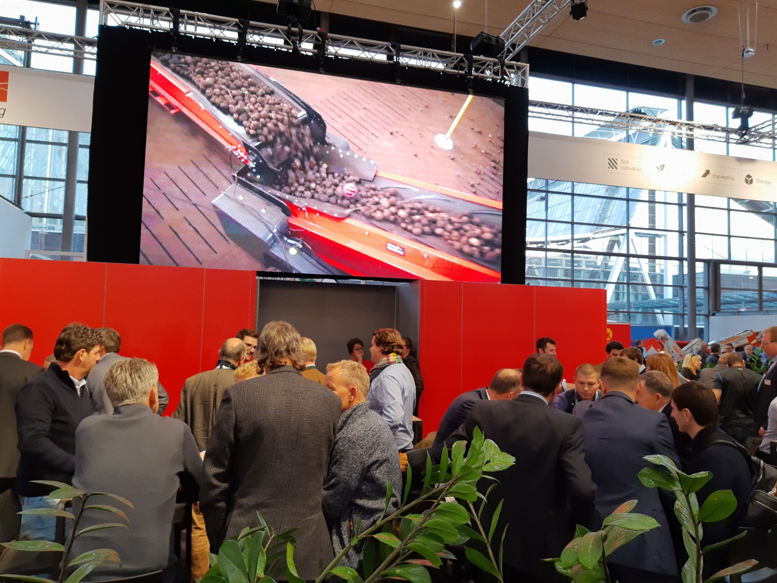 Agritechnica 19 - Dewulf 9