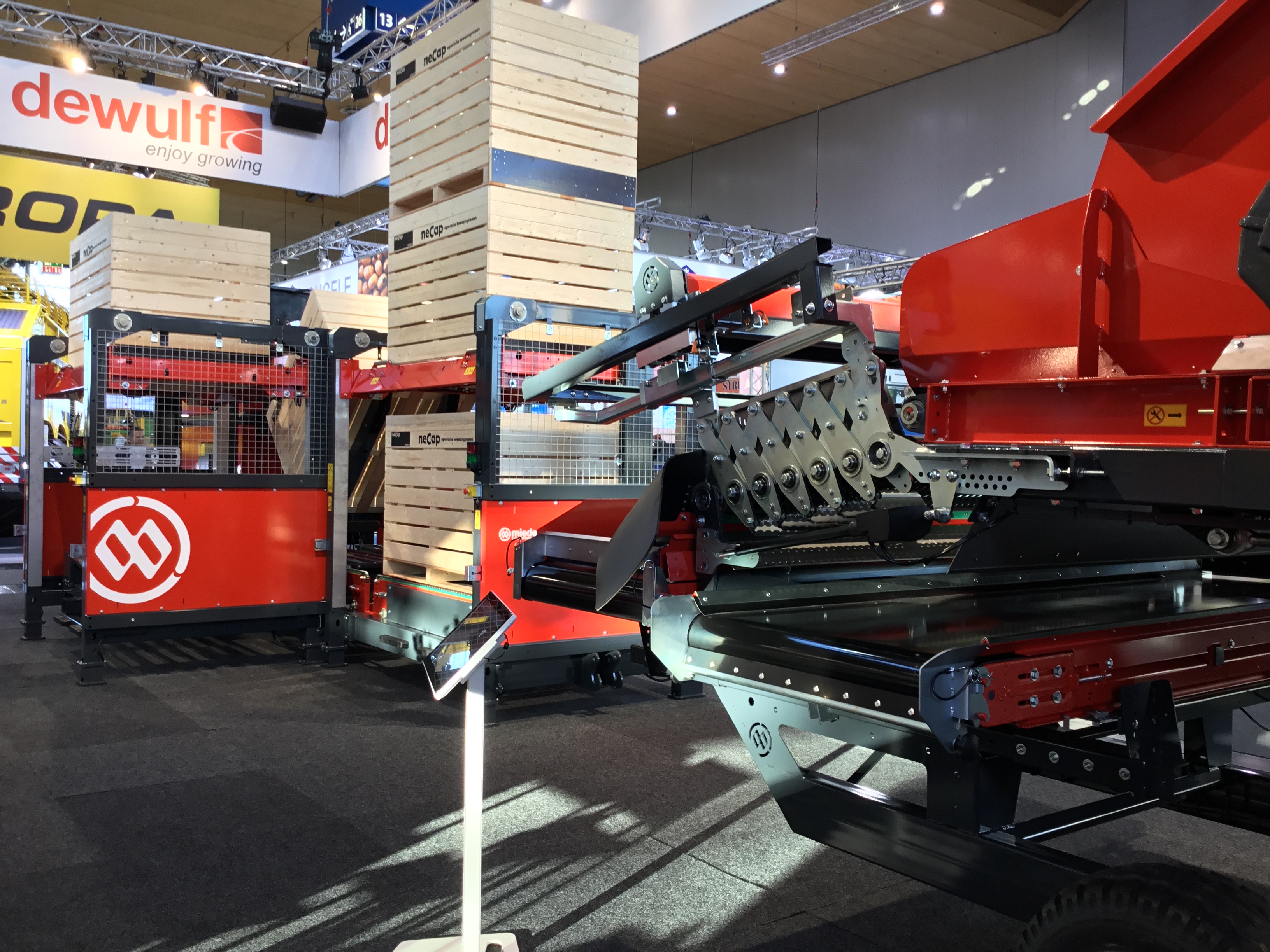 Agritechnica 19 - Dewulf 6