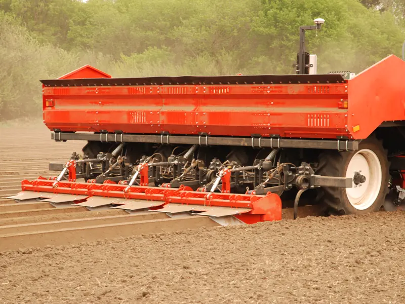 CP 62 Xtreme - ridging hood