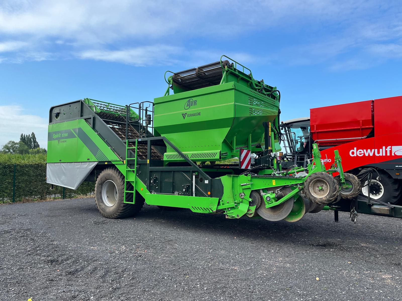 AVR Spirit 9200 (2021) (Z-17)