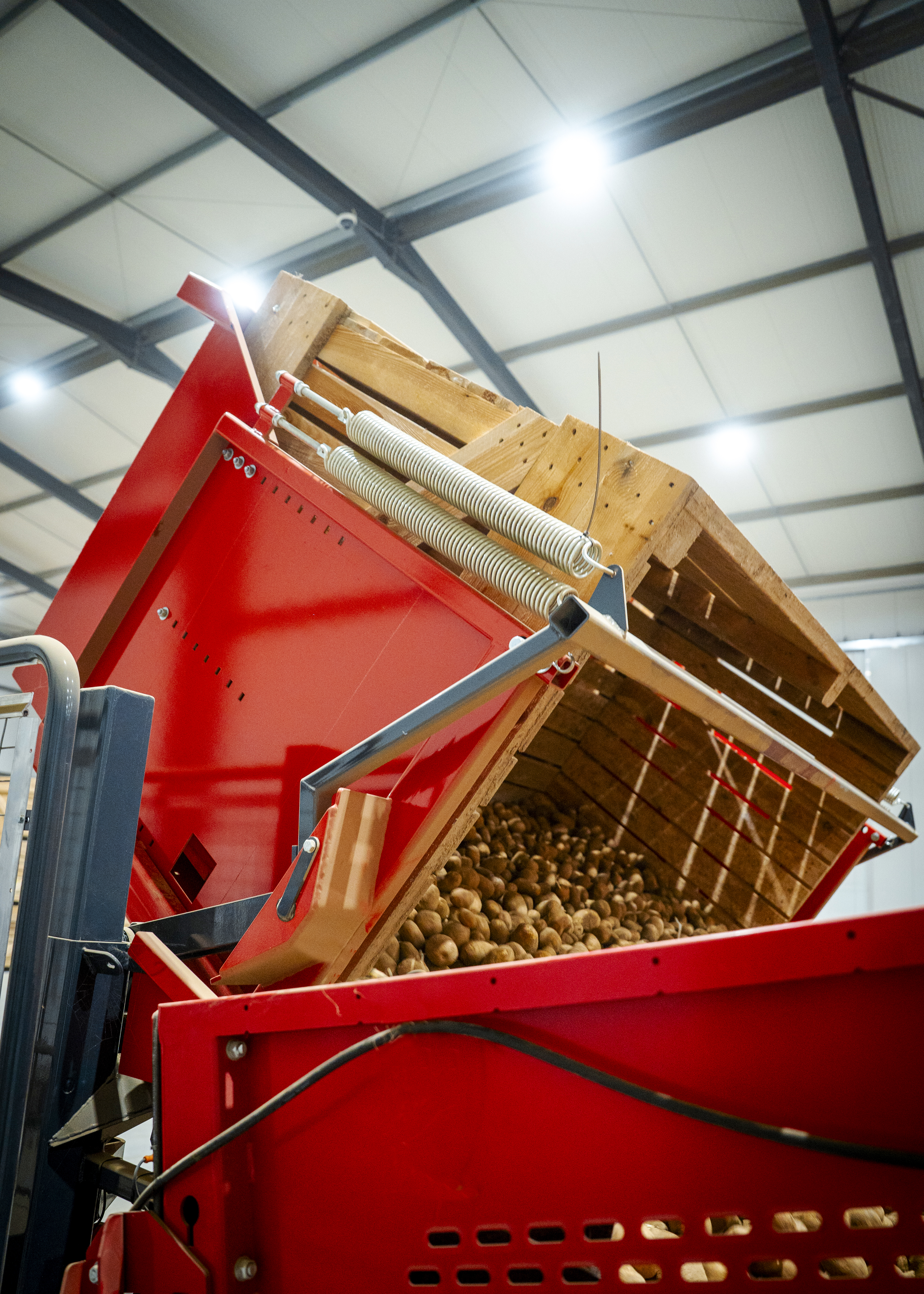 Fully automatic box tippler